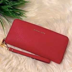 Michael Kors Wristlet
